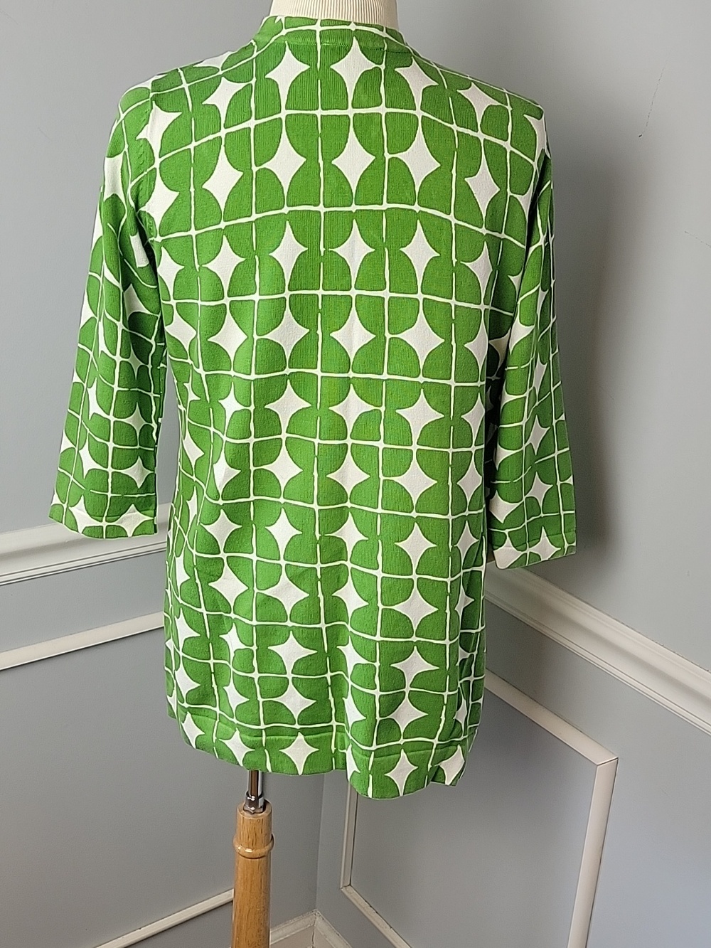 ISAAC MIZRAHI LIVE Green White Retro Abstract Print V-Neck Cardigan Sweater M - Picture 3 of 7